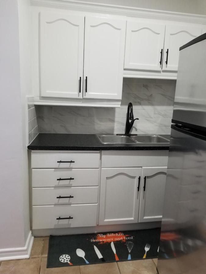 Appartement Cozy And Unique Getaway à Hamilton Extérieur photo